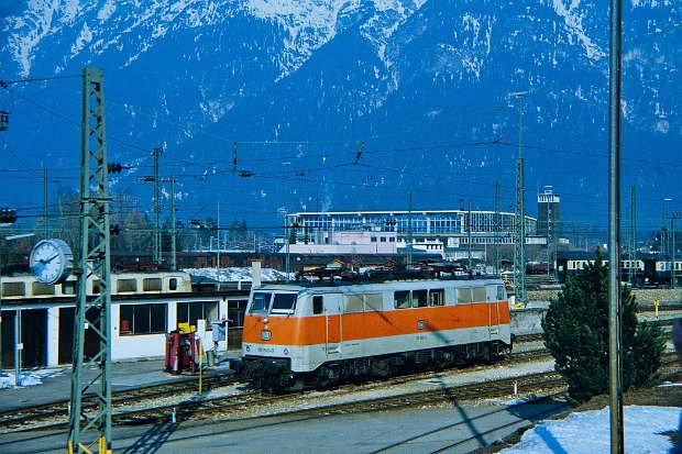 1987