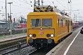 2017-05-02-006 Dortmund Hbf Im Dortmunder Hbf entgleisen auf einer Weiche die beiden letzten Wagen eines ICE. Der Zug wird evakuiert, verletzt wurde niemand.