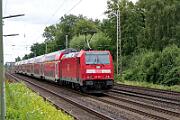 2024-07-17-012 Seelze Dedensen-Gümmer In unmittelbarer Nähe zum Rangierbahnhof Seelze liegt der Haltepunkt Dedensen-Gümmer der S-Bahn-Linie Hannover-Minden. Hier hat man keine Ruhe, auf 4 Gleisen...