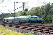 2024-06-28-005 Dortmund Somborn EM-Sonderzug. Nach 2 Wochen wird 111 212 durch 111 074 mit den bunten Dostos ersetzt.