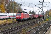 2024-11-20-009 Dortmund Marten Süd Auch ein ICE muss mal Vorfahrt gewähren: 412 069 wartet brav am Signal und lässt 185 149 vorbei.