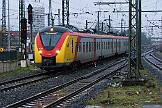 2025-01-03-002 Dortmund Hbf HLB RE34, Zug-Nummer 24374, startet um 8:59 Uhr nach Siegen.