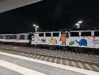 2025-02-10-015 Dortmund Hbf Am Abend fährt der RE 3 erneut. Dieses Mal schiebt 110 469.