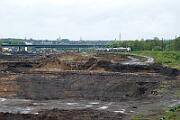 2025-04-18-017 Dortmund Hafen 462 077 als RE 1, ICE-Werk-Baustelle am Hafen.