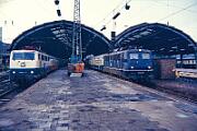 1986-29-005 Hagen Hbf 111 063 und 110 142