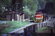 1987-37-034 Sundern Stemel Als Stemel noch ein Bahnhof war... D 67 auf dem Weg nach Hüsten, eine Weiche ist noch vorhanden.