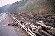 1991-000268 Plettenberg Ohle Zugunglück in Plettenberg-Ohle. Ein Güterzug ist auf stehende Waggons aufgefahren. Aufräumarbeiten.