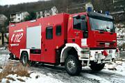 2001-013618 Brilon Wald Die Feuerwehr Brilon hat ein HLF 20/16 Schiene bekommen und übt damit am Elleringhauser Tunnel und im Bahnhof Brilon-Wald