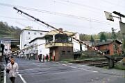 2002-022001 Der alte Bahnübergang zur Drachenfelsbahn.