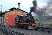 2009-102071 Radebeul 99 564 wird vorbereitet und fährt dann nach Moritzburg.