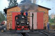 2009-102075 Radebeul 99 564 wird vorbereitet und fährt dann nach Moritzburg.