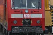 2018-04-07-675 Leverkusen Opladen Beim Bender in Leverkusen: 120 135, 120 156, 143 343, 143 557 und 143 863 warten auf ihr Ende.