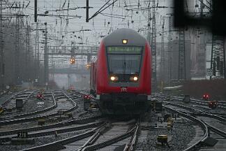 2019-01-05-009 Dortmund Hbf 146 271 mit RE 6 nach Düsseldorf