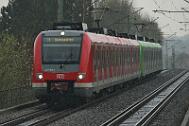 2019-04-04-002 Dortmund Oespel 422 064 (rot) und 422 031 (grün)