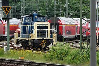 2019-05-31-053 Aachen Hbf Gut getarnt. 363 036 gehört Aixrail.