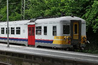 2019-05-31-105 Aachen Hbf Triebwagen mit der Nummer 659 nach Spa