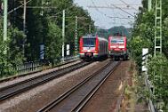 2019-06-19-056 Dortmund Oespel 143 241 mit Wendezug, 422 060 kommt entgegen