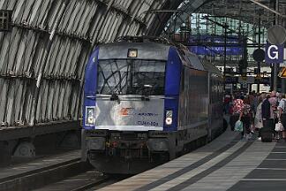 2019-08-05-004 Berlin Hbf 370 009