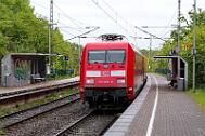 2024-04-26-026 Dortmund Huckarde EC 9, umgeleitet über Huckarde, mit 101 064 (vorne) und 101 095 (hinten). An vorletzter Stelle hängt eine unbekannte 101,