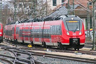 2025-01-29-017 Nürnberg Hbf 442 250