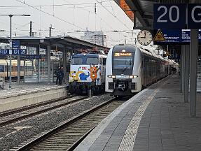 2025-02-10-005 Dortmund Hbf 110 469 mit TRI-Ersatzzug als RE 11