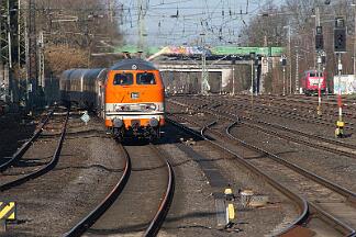 2025-03-08-009 Dortmund Mengede Sonderzug mit 218 137 nach Winterberg.