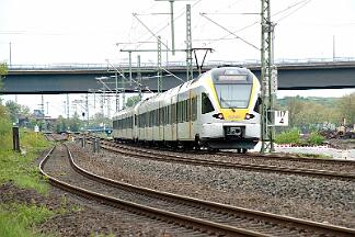 2025-04-18-051 Dortmund Hafen 429 018