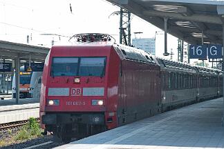 2025-06-17-061 Dortmund Hbf 101 087 mit EC 9 nach Basel.