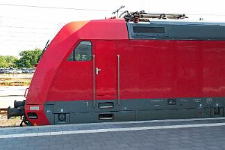 2025-06-17-063 Dortmund Hbf 101 087 mit EC 9 nach Basel.