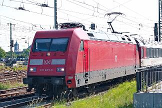 2025-06-17-080 Dortmund Hbf 101 087 mit EC 9 nach Basel