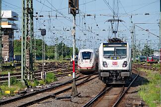 2025-06-17-087 Dortmund Hbf 412 067 und 147 575