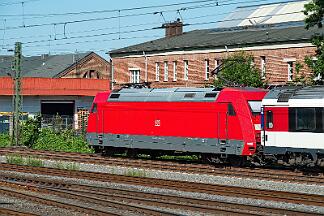 2025-06-30-012 Dortmund Marten Süd 101 136 mit EC 9 nach Basel.