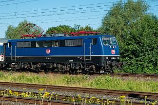 2025-07-01-004 Dortmund Somborn 111 054 mit RE 11 nach Hamm.