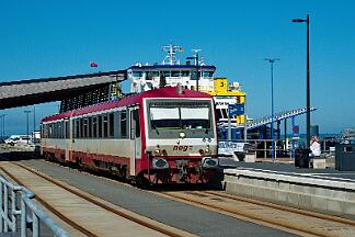 2025-08-18-028 Dagebüll Mole Dieser Triebwagen besteht aus 628 071 und 629 071.