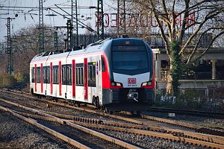 2025-12-05-048 Bochum Hbf 3427 010