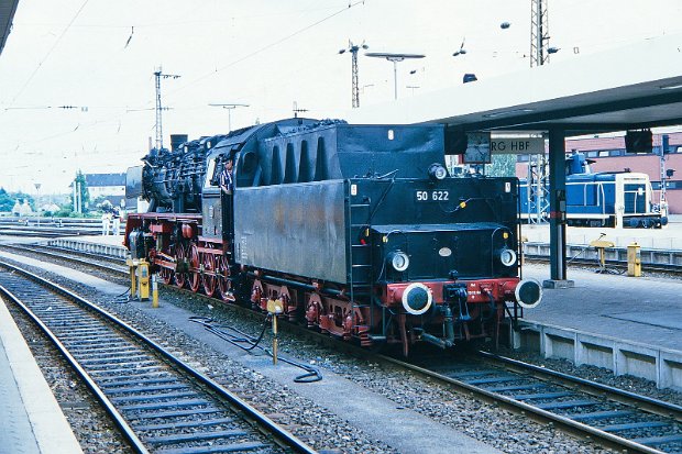50 622