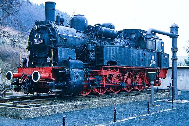 94 1538