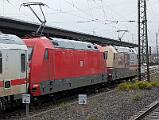 101 066 - 2025-10-21-008 Dortmund Hbf 101 110 und 101 066 mit IC 2013 nach Oberstdorf. 101 066 hat vor ein paarr Wochen ihre Werbung verloren.