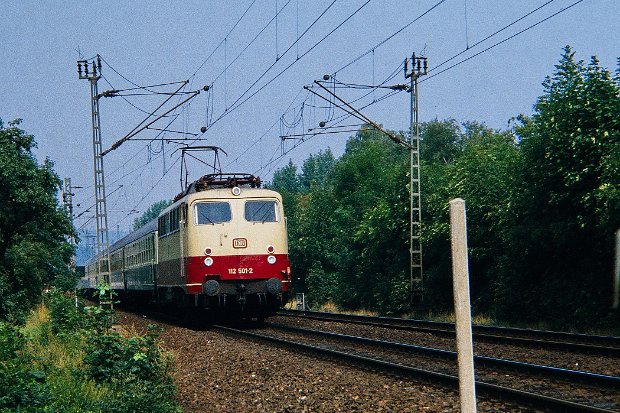 112 501