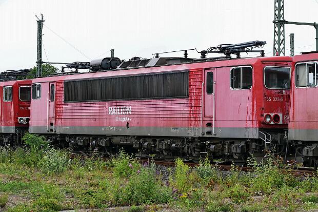 155 023
