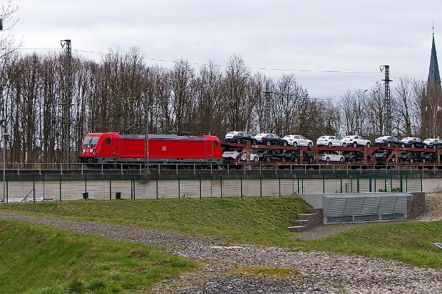 187 126