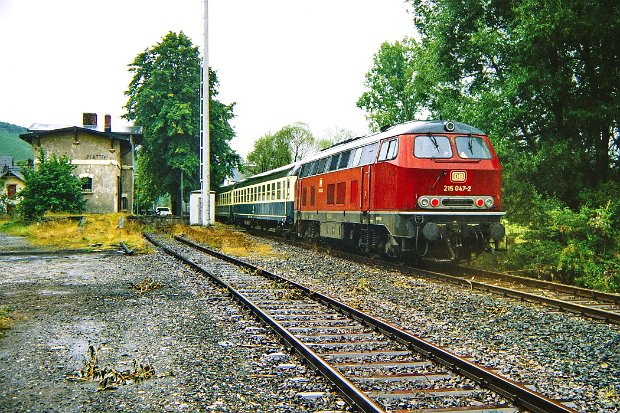 215 047