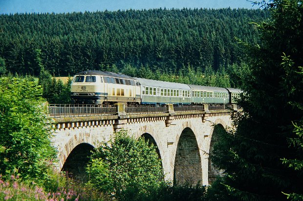 215 065