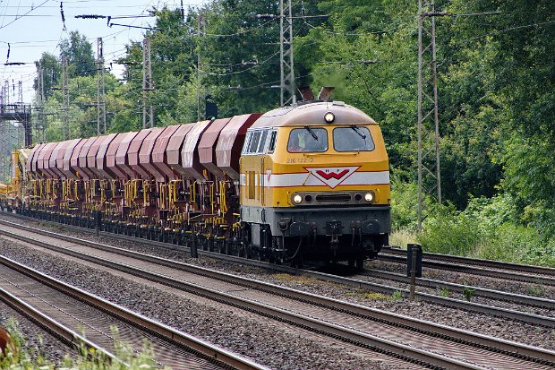 216 122