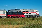 218 497 - 2025-08-18-102 Emmelsbüll Lehnshallig 218 497 zieht den IC 2215 nach Köln, in Itzehoe wird eine 101 den Zug übernehmen.