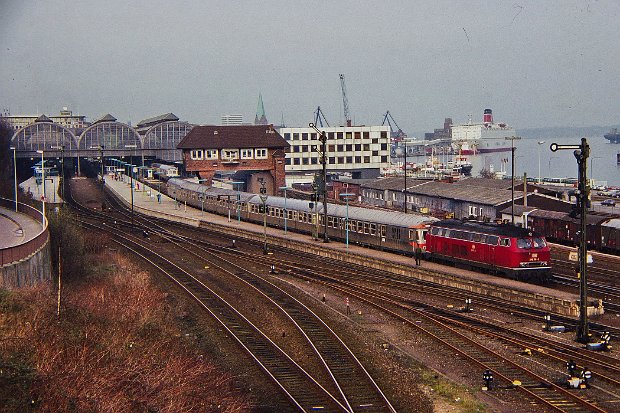 218 116