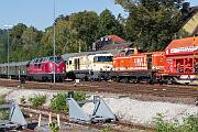 220 033 - 2024-09-01-010 Warstein 40 Jahre Eisenbahnfreunde Warstein mit Sonderfahrten. Hier startet die V200 zum Lohbusch.