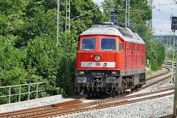 232 609