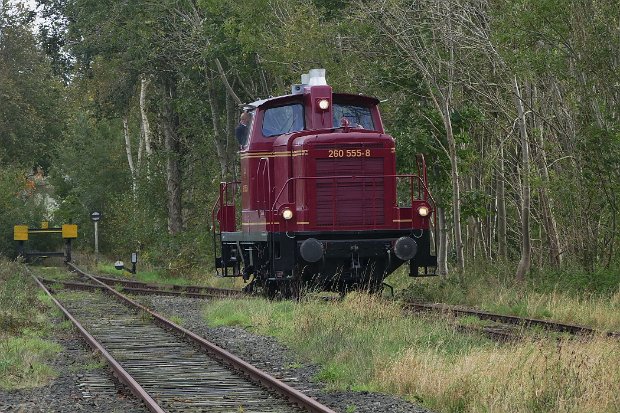260 555