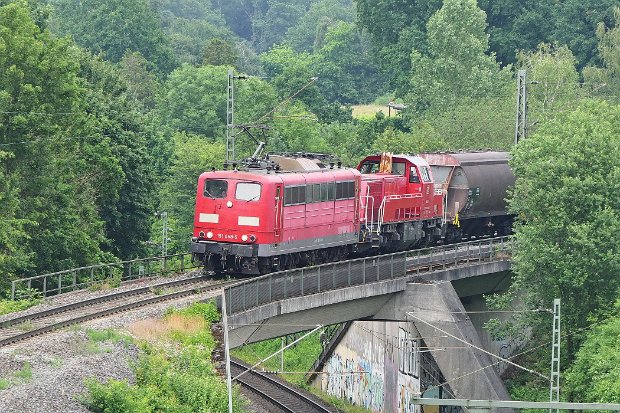 265 031
